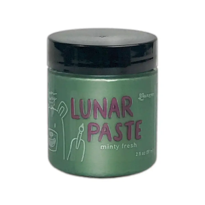 Lunar paste minty fresh